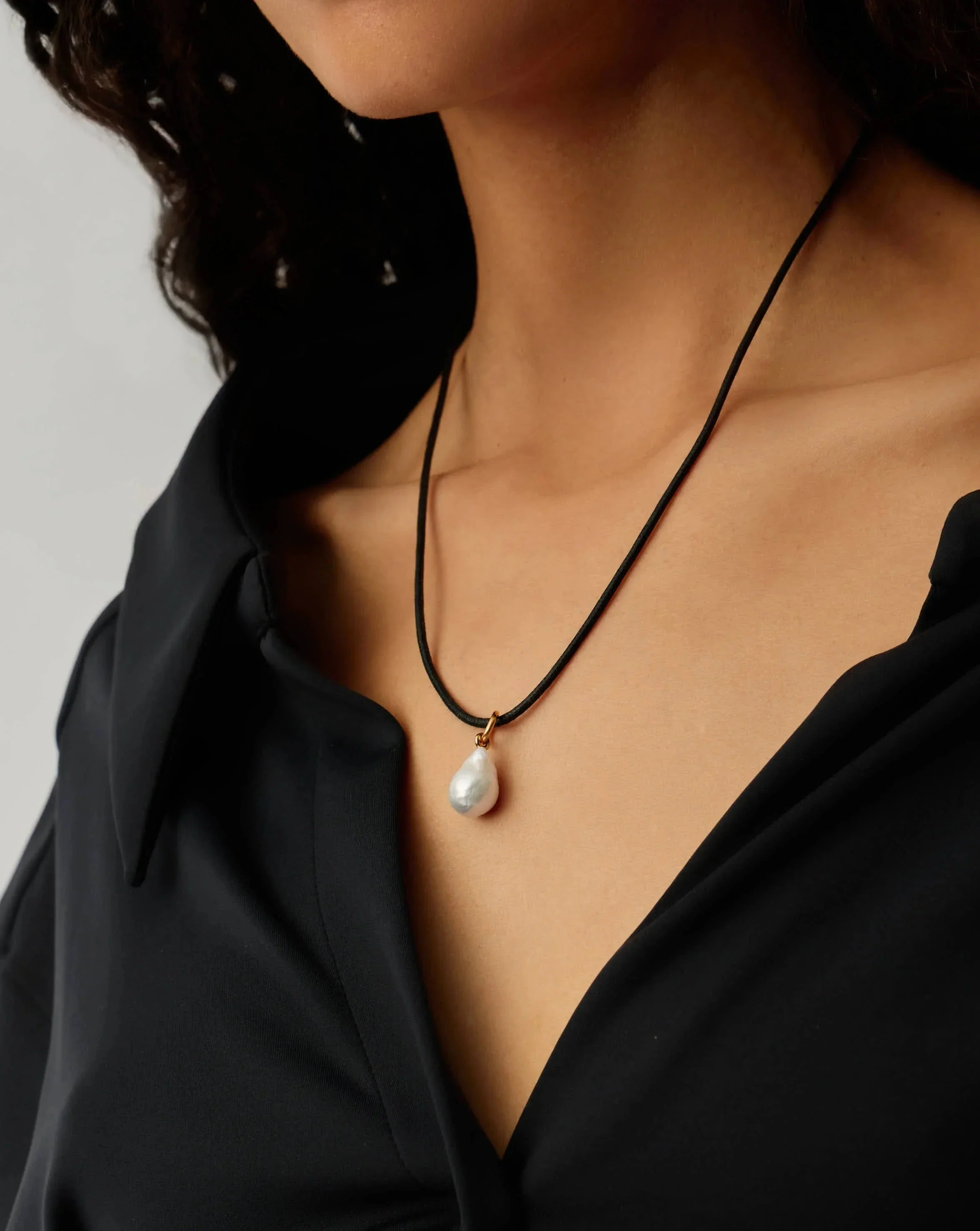 Baroque Pearl Cord Necklace | 18ct Gold Vermeil/Pearl - Image 2