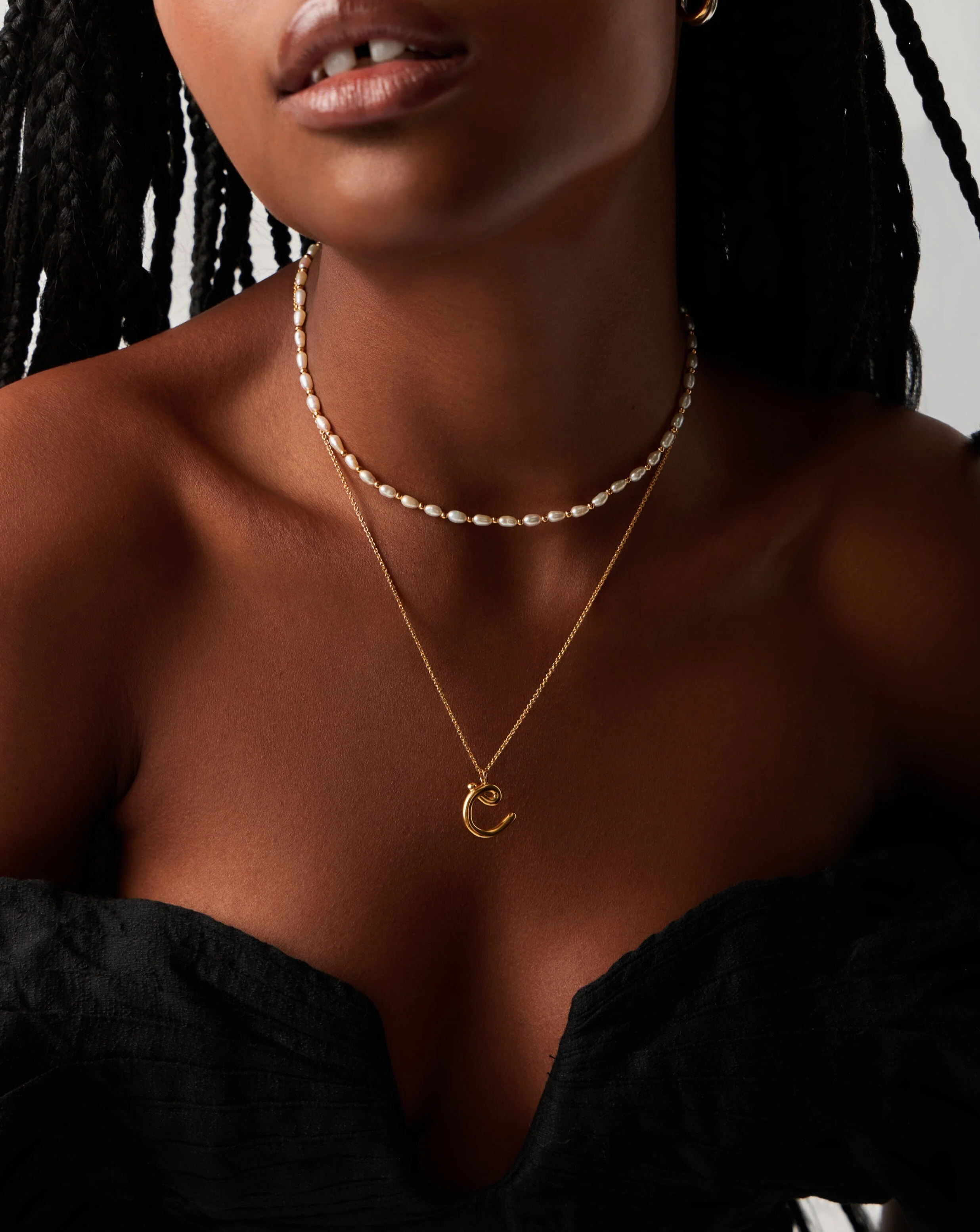 Curly Molten Initial Pendant Necklace - C | 18ct Gold Vermeil - Image 2