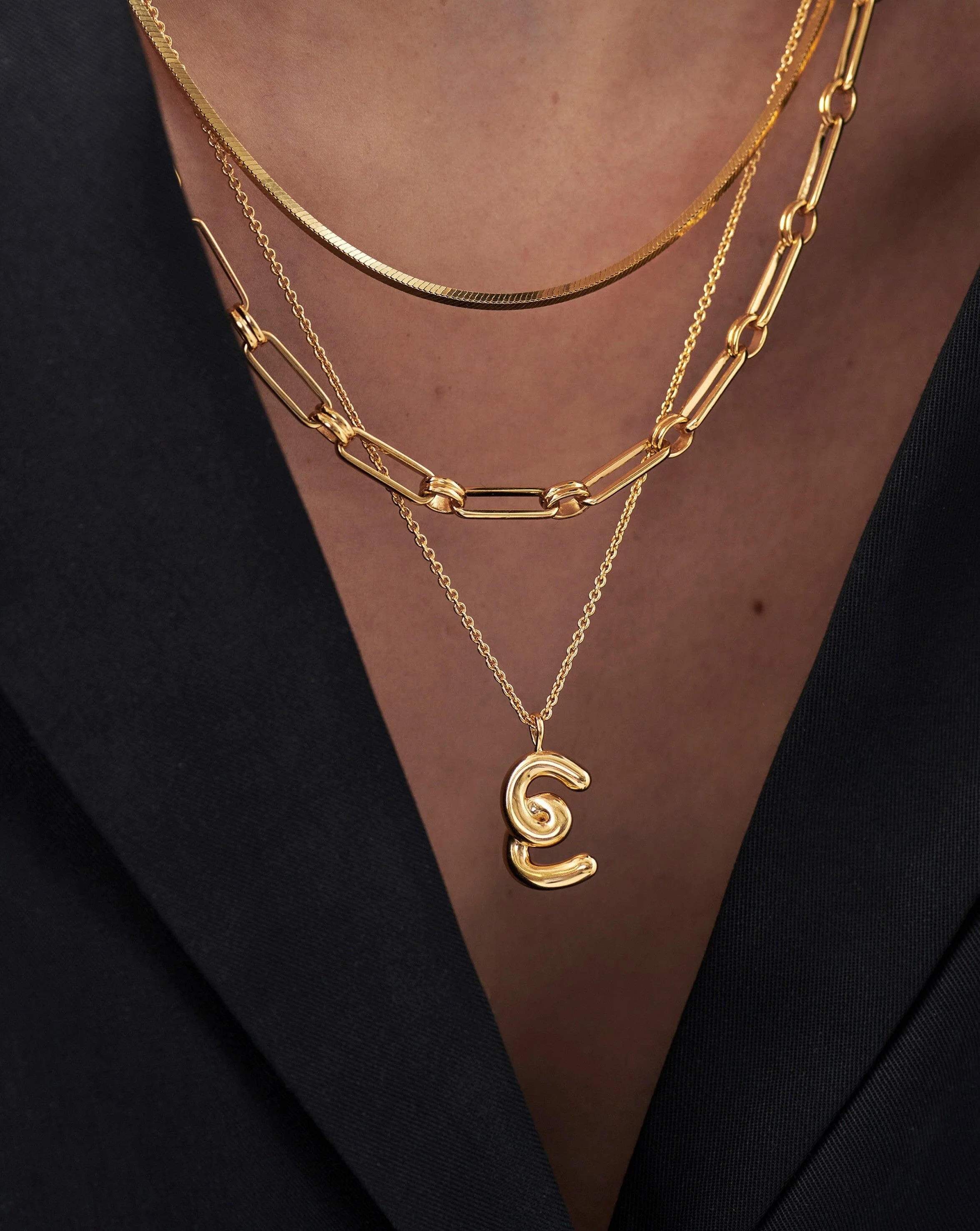 Curly Molten Initial Pendant Necklace - E | 18ct Gold Vermeil - Image 2