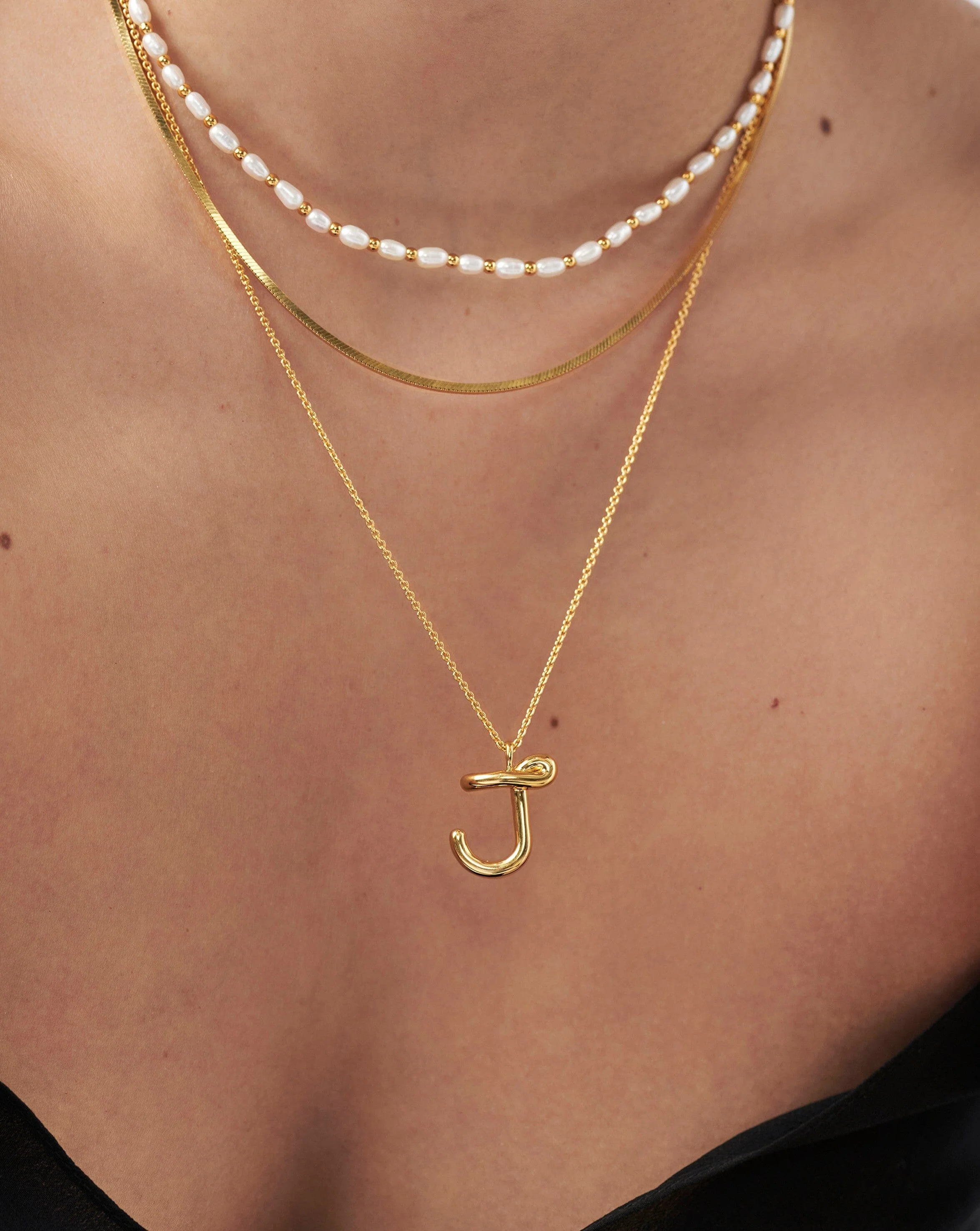 Curly Molten Initial Pendant Necklace - J | 18ct Gold Vermeil - Image 3