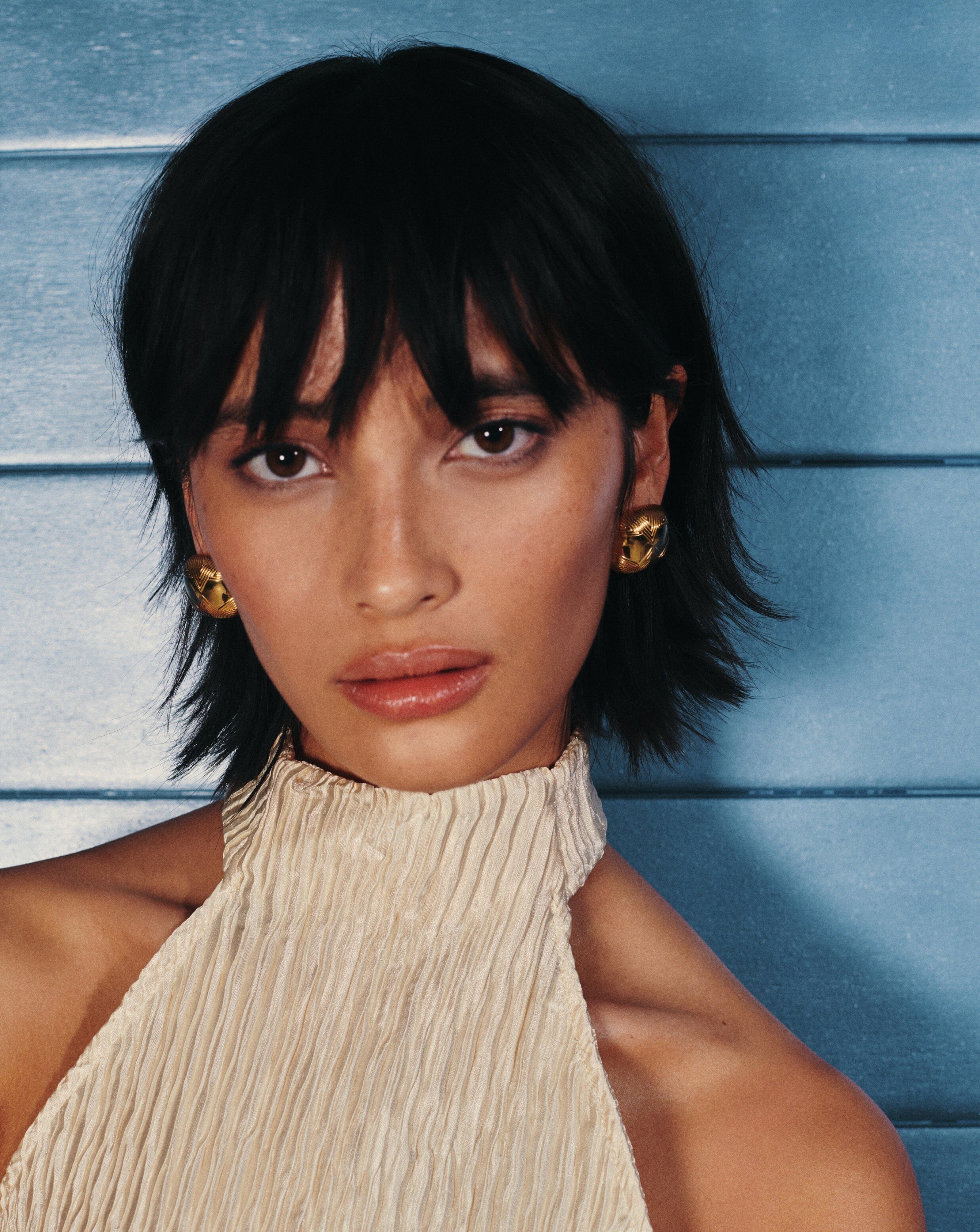 Hera Oversized Dome Ridge Stud Earrings - Image 6