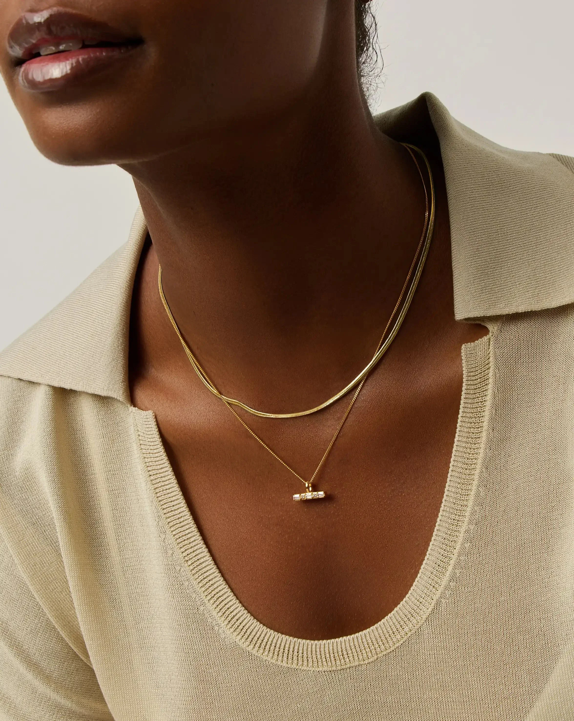 Lucy Williams T-Bar & Thin Snake Chain Necklace Set | 18ct Gold Vermeil/18ct Gold Plated - Image 2