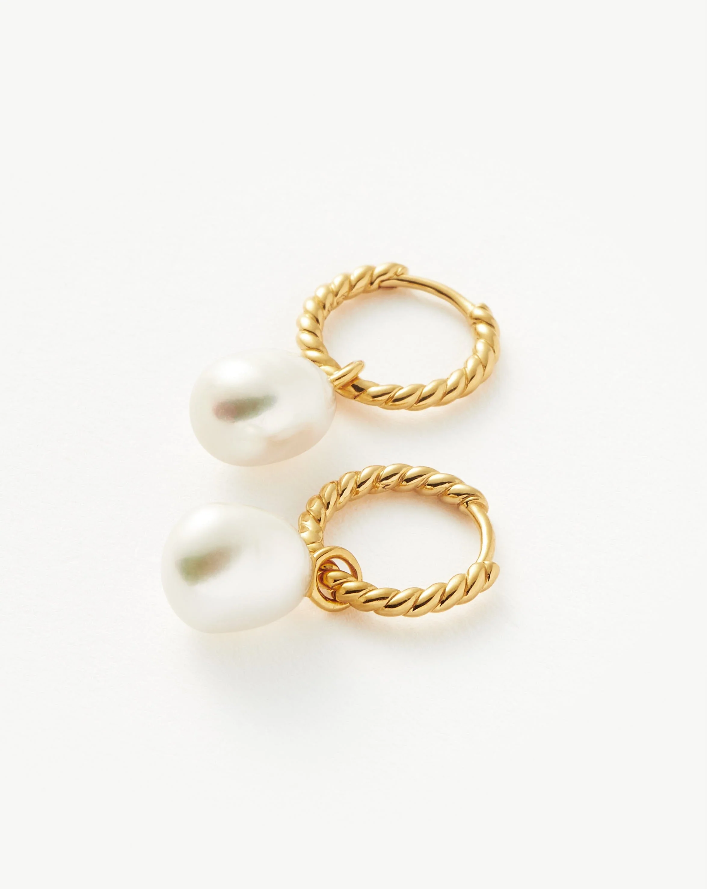 Pearl Twisted Small Drop Hoop Earrings | Gold Plated Vermeil/Pearl - Image 5