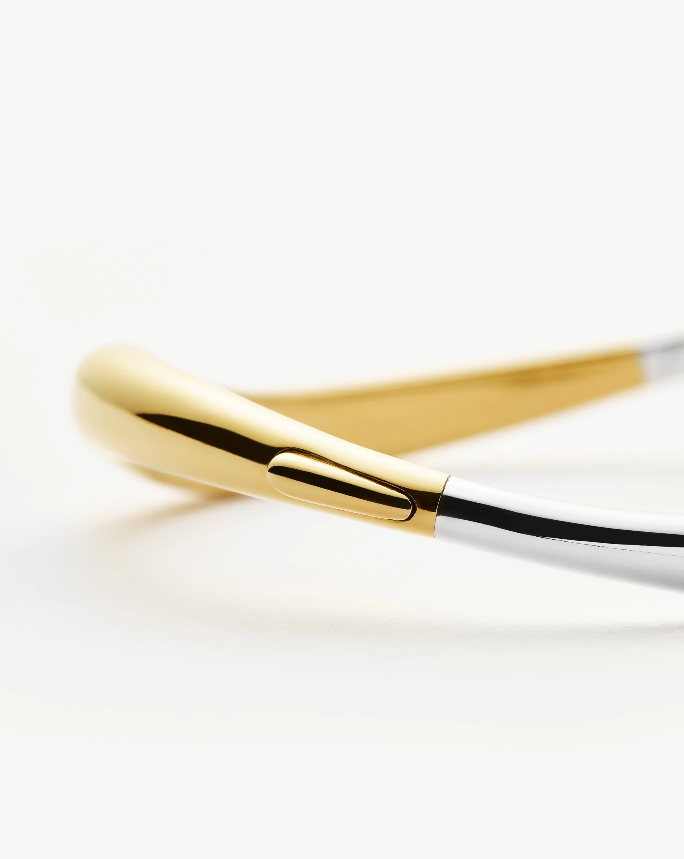 Savi Signature Hinged Bangle | Mixed Metal - Image 4