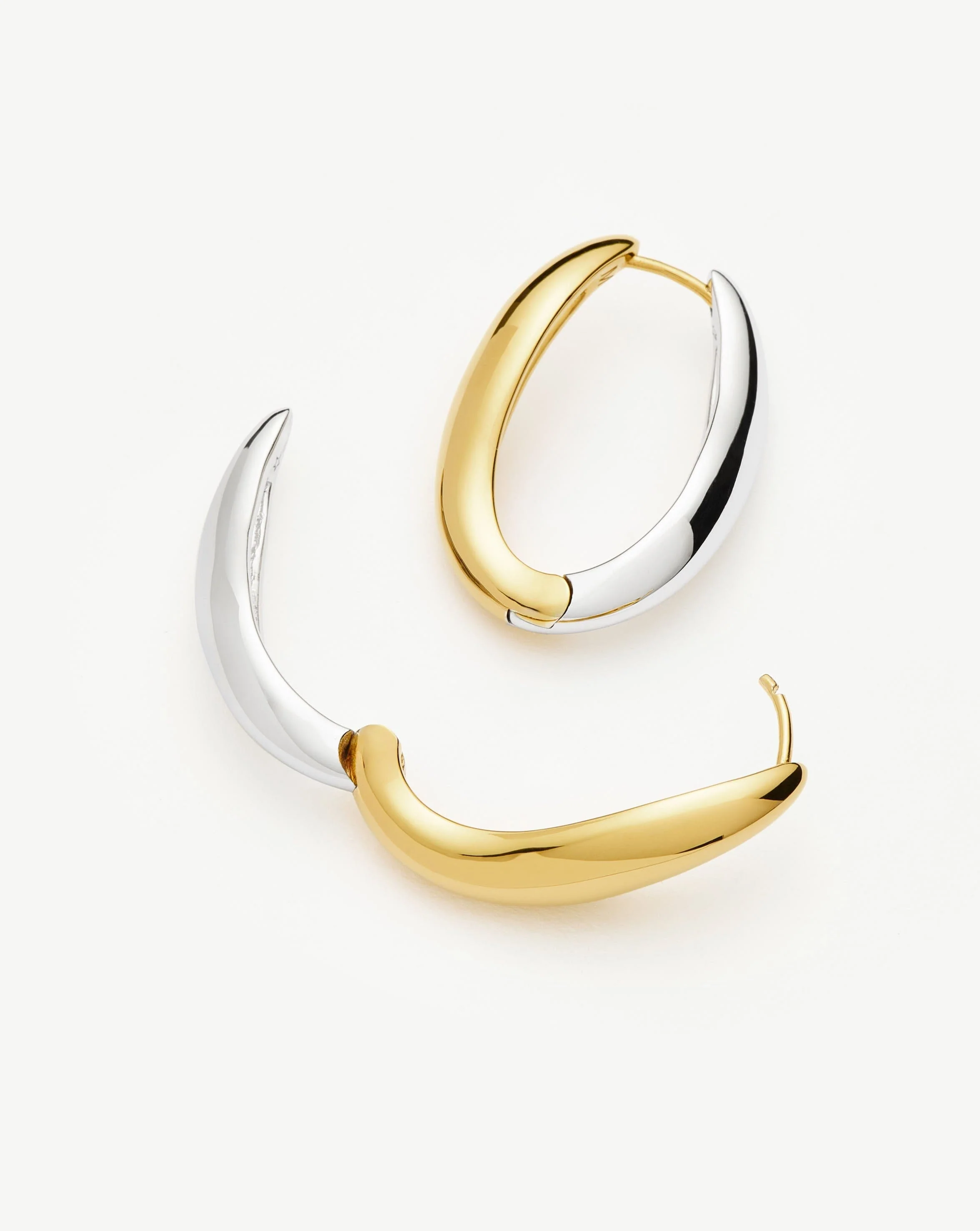 Savi Signature Medium Hoop Earrings | Mix Metal - Image 4
